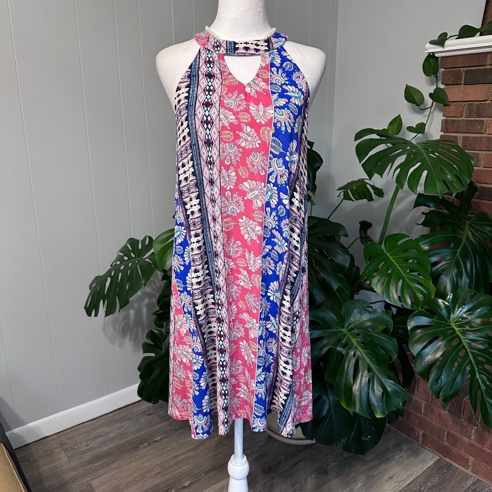 🛍️Roxy colorful dress no sleeves size medium.